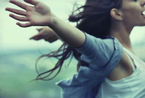 woman feeling free from not fighting battles that aren't worth fighting for