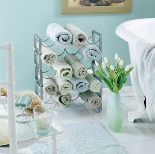 Wine shelf to organize towels