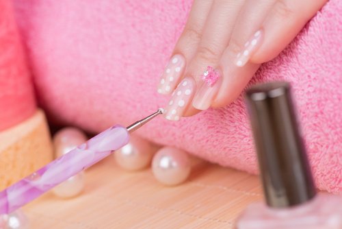 Acrylic nails can actually be harming your health