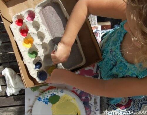 paint container from egg cartons