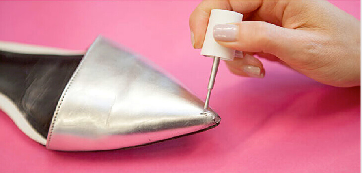 nail-polish-shoe
