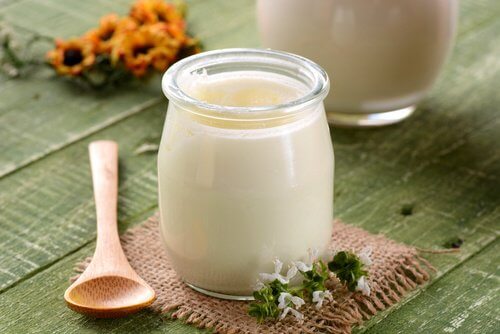 Natural yogurt for hypothyroidism.