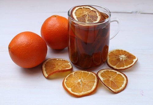 निकोटिन के गंभीर परिणाम: संतरे से निकोटिन साफ़ करें 