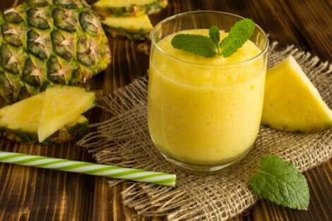 Pineapple smoothie.