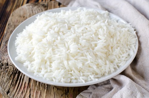 Rice is one of the reheated foods that can cause food poisoning