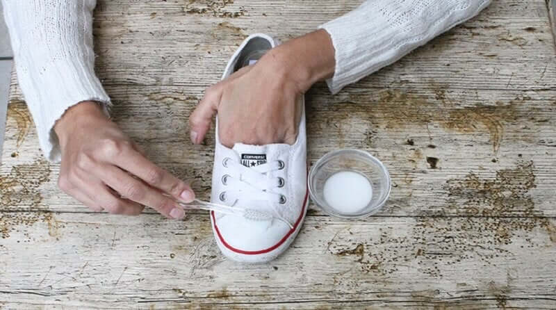 Clean your shoes with baking powder.
