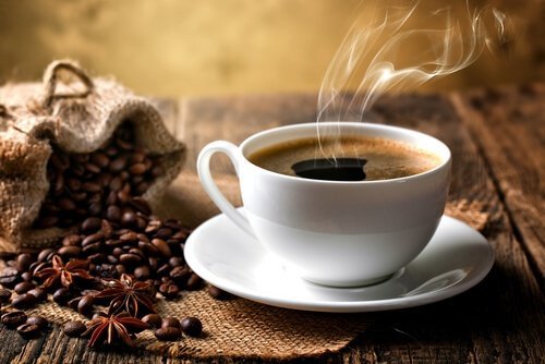 간 건강에 좋은 아침 식사 팁 7가지 커피