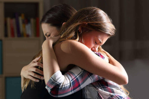 friends hugging