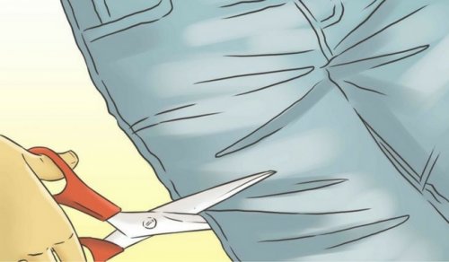 8 New Uses for Old Clothes to Give Them a Second Life