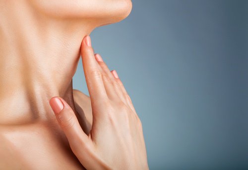 How to Tone Your Neck and Reduce a Double Chin