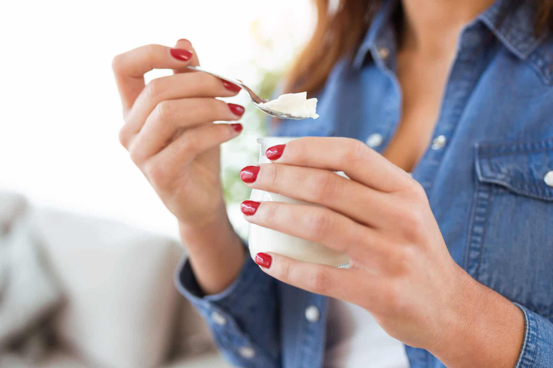 One of the main benefits of yogurt is its content of probiotics.