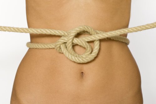 Try this Oatmeal Tea to Prevent Abdominal Bloating