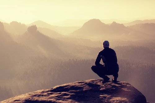 A man looking to the horizon.