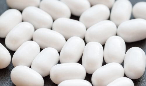 Small white mint candies