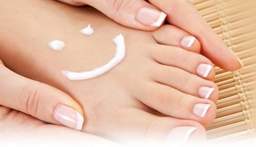 Lotion to fight toenail fungus