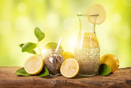 How to Lose Weight in a Month with Lemon, Ginger, and Chia Seeds