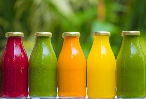 ब्रेकफ़ास्ट : processed fruit juice