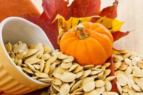 8 Health Benefits of Eating Pumpkin Seeds