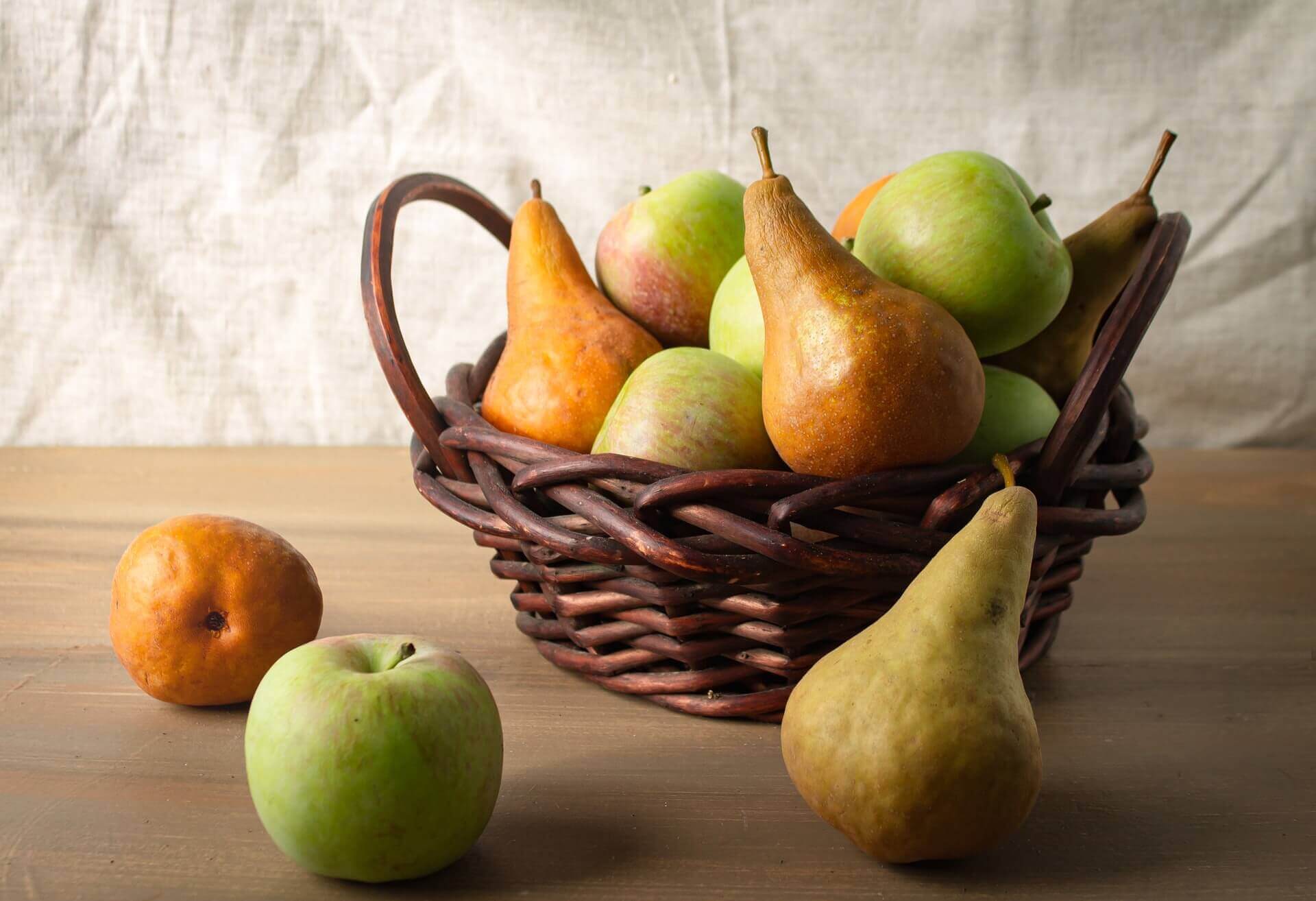 A basket of pears.