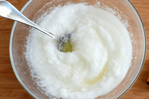 Making a salt and oil treatment for joints