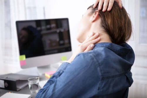 Say Goodbye to Neck Pain with These 6 Natural Solutions