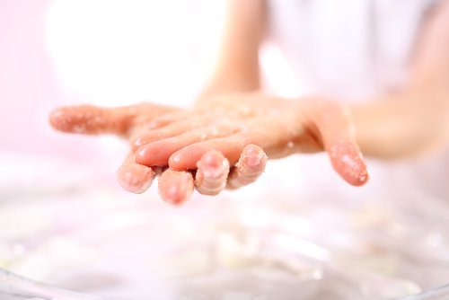 Homemade hand exfoliant