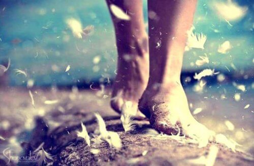 4 Psychological Benefits of Walking