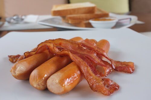 friend bacon and sausages