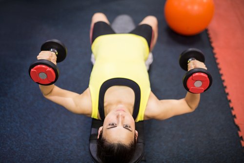 A man lifting weights.