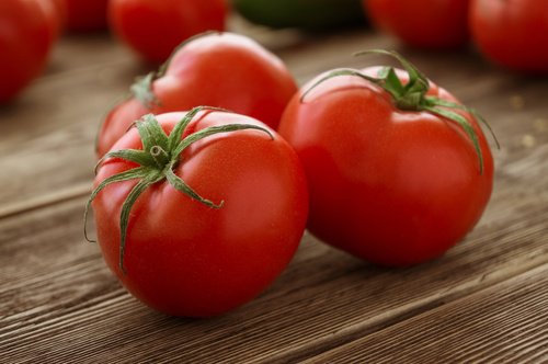tomaatit ovat salmorejo-keiton perusta