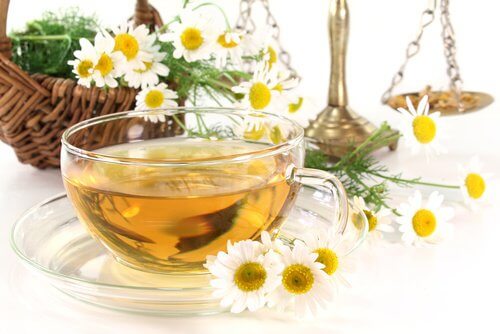 Chamomille tea can help with vaginal dryness