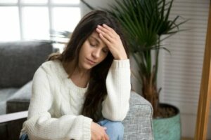 8 Symptoms of a Vitamin C Deficiency