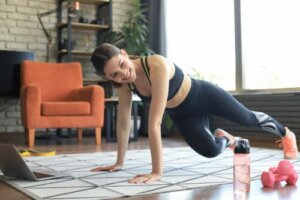 Eight Natural Ways to Strengthen Bones