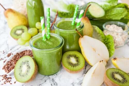 Kiss Constipation Goodbye with These 5 High Fiber Drinks