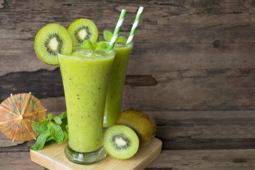Two kiwi-mint laxative drinks.