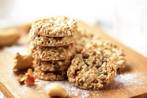 Try These Super-nutritious Cookies Made from Coconut, Oats, and Seeds Try These Super-nutritious Cookies Made from Coconut, Oats, and Seeds