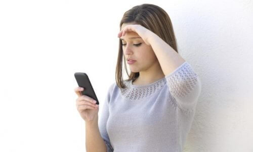 woman-thinking