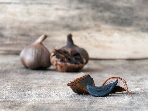 cloves of black garlic