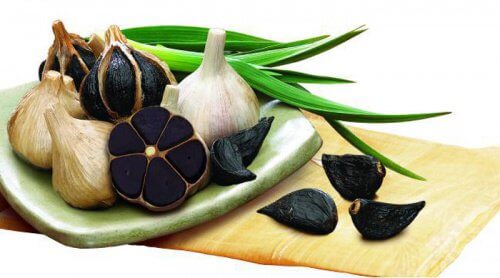 Black Garlic: Learn All About its Benefits