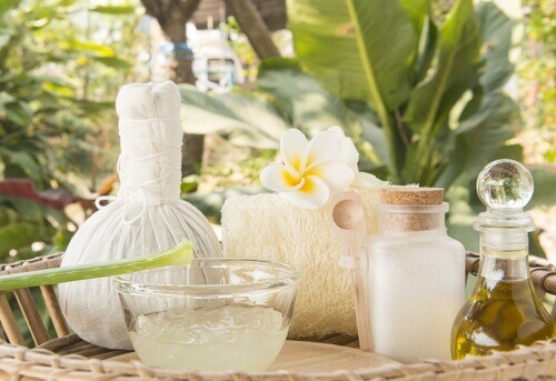 Aloe vera remedy to prevent wrinkled hands