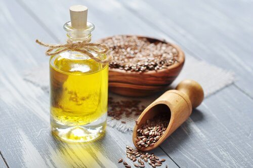 How to hydrate your skin using flaxseed oil