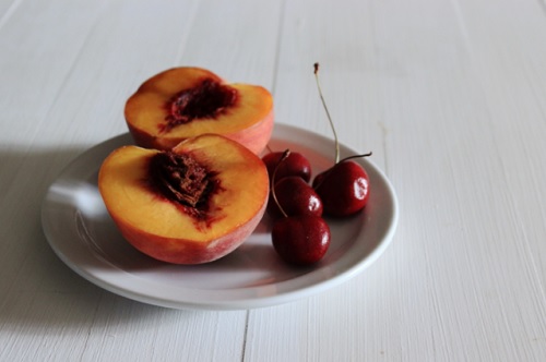 peaches and cherries help fight arthritis