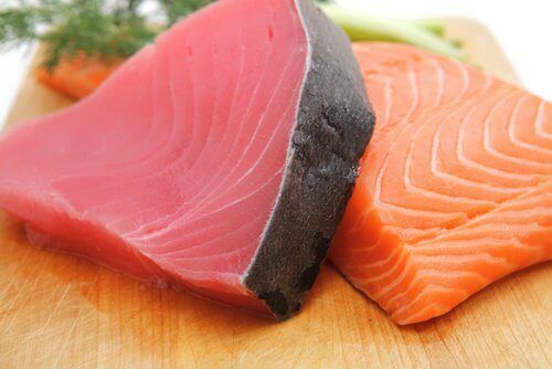 Oily fish prevents macular degeneration