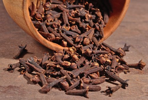 Cloves