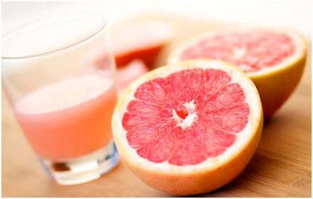 A natural grapefruit juice that will help take care of your kidneys.