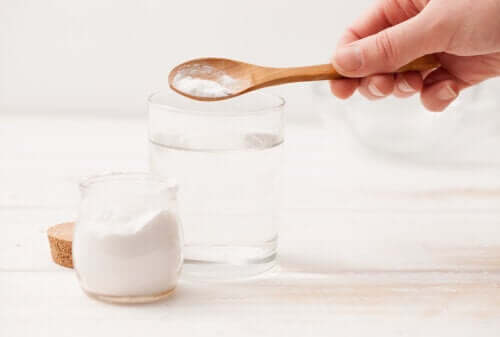 Baking Soda is a Natural Remedy for Heartburn