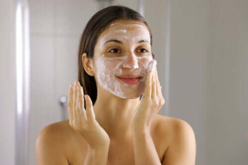 Six Effective Steps to Get Rid of Acne