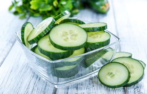 7 Reasons to Drink Cucumber Juice
