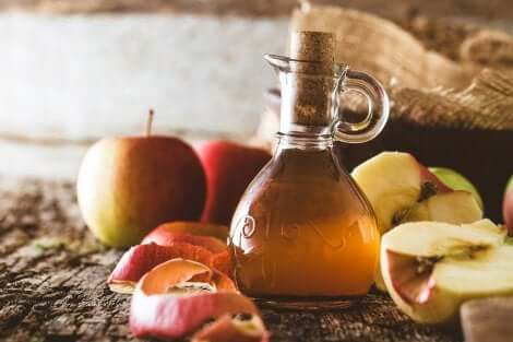 Apple cider vinegar.