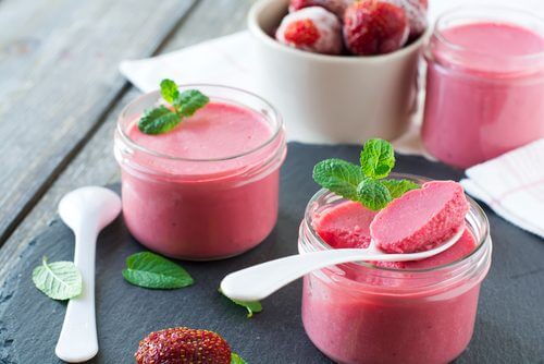 Try This Sugar and Dairy Free Strawberry and Almond Mousse